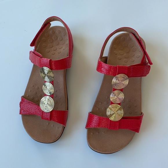 NWT Vionic Farra ll WVN Cherry Size 6 M - Picture 8 of 16